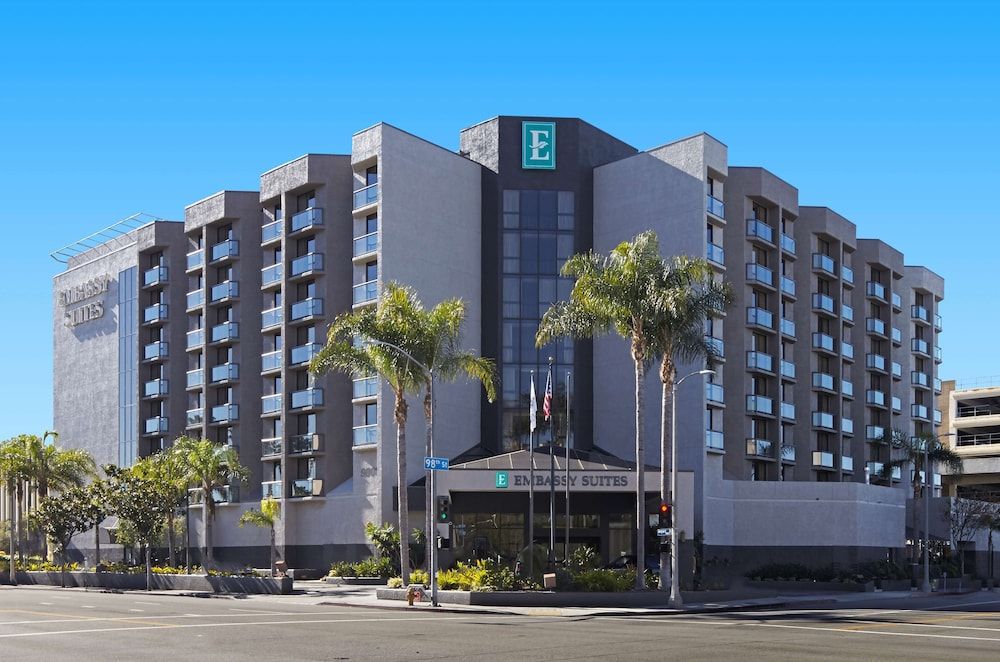 undefined Embassy Suites by Hilton Los Angeles International Airport North 3