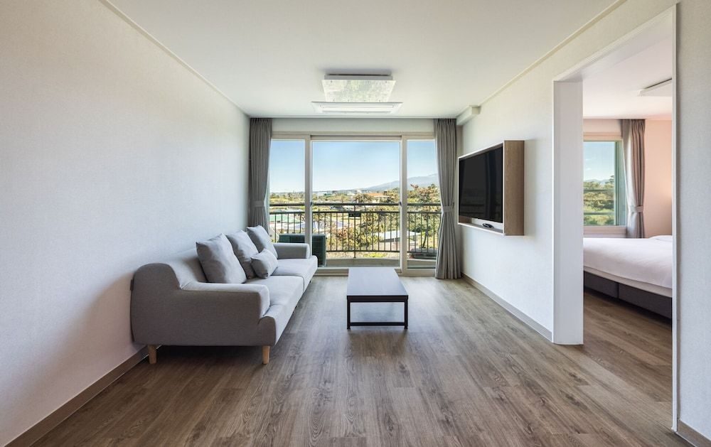 Kensington Resort Jeju Hanlim