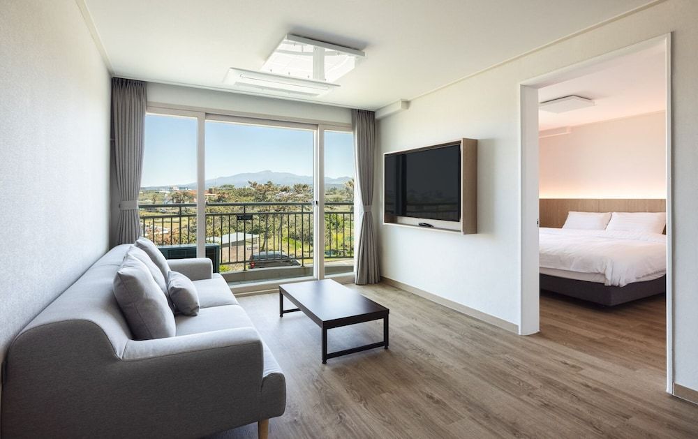 Kensington Resort Jeju Hanlim Kensington Deluxe Mountain 3