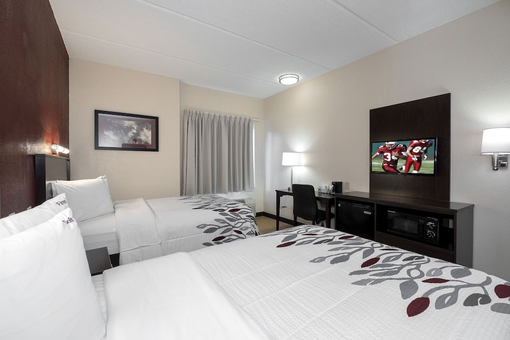 Deluxe Room, 2 Double Beds, Accessible (Smoke Free)