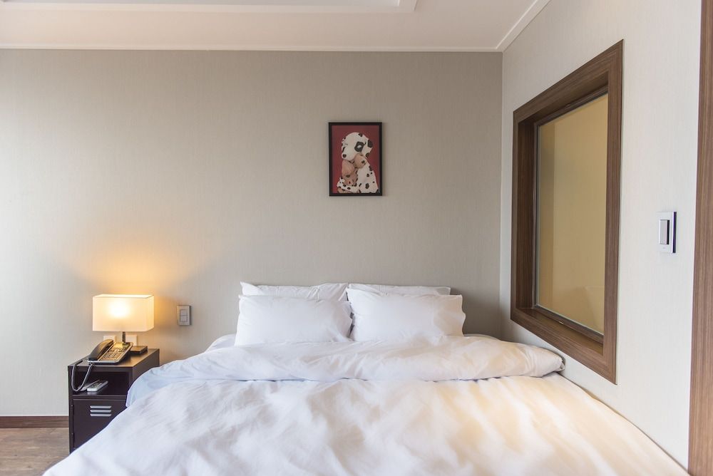 undefined Check Inn Hotel Jeju 9