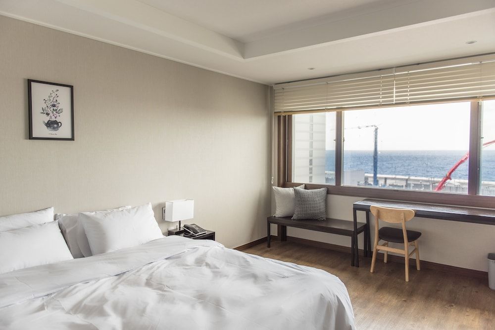 undefined Check Inn Hotel Jeju