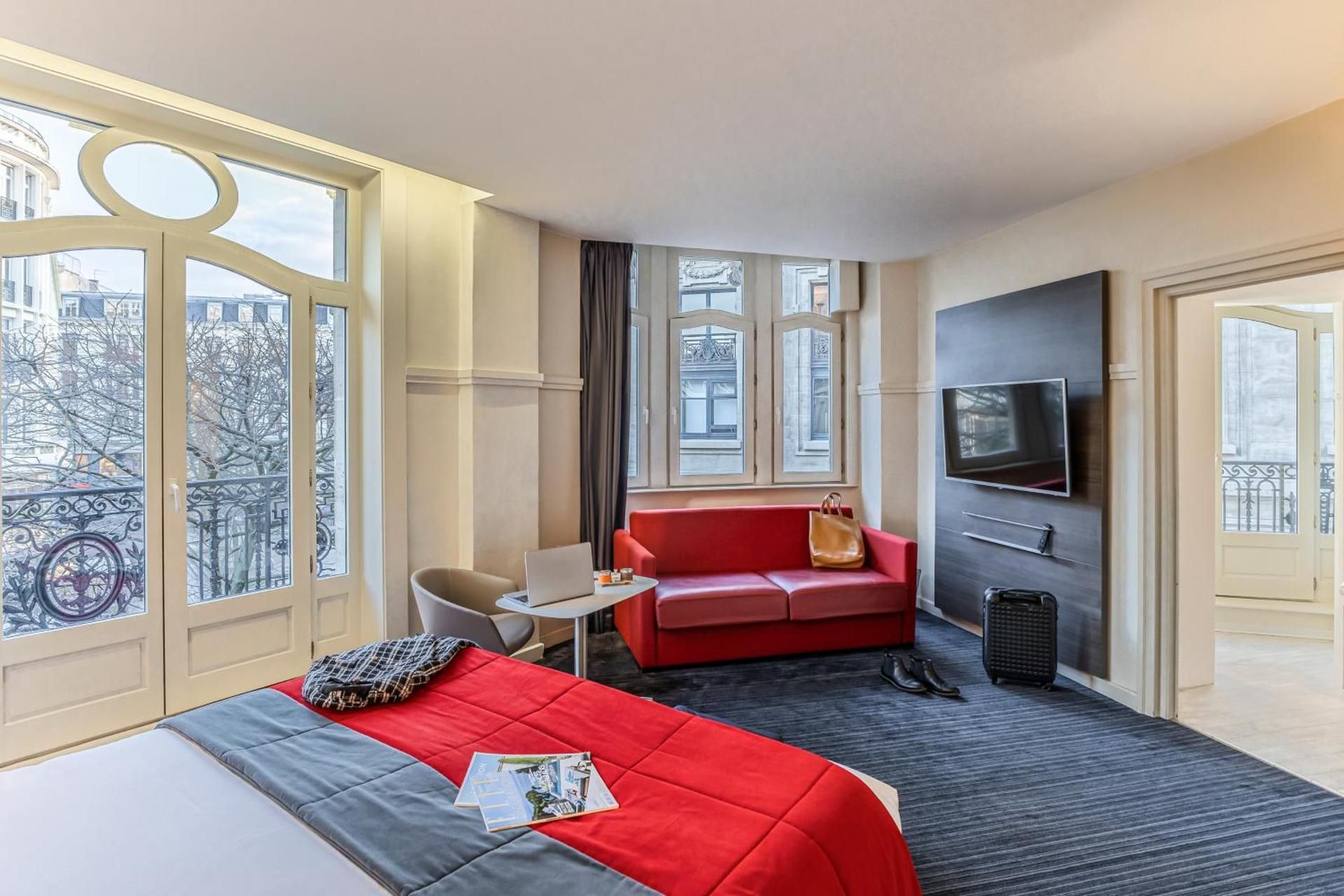 Junior Suite With 1 Double Bed And 1 Single Sofa Bed