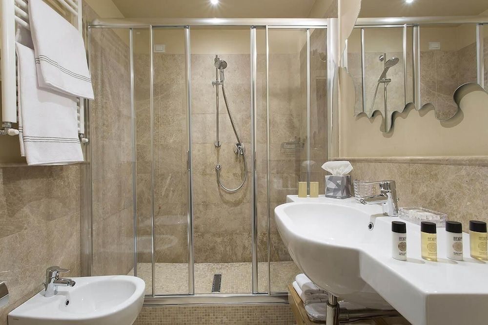 undefined Grand Hotel Cavour 8