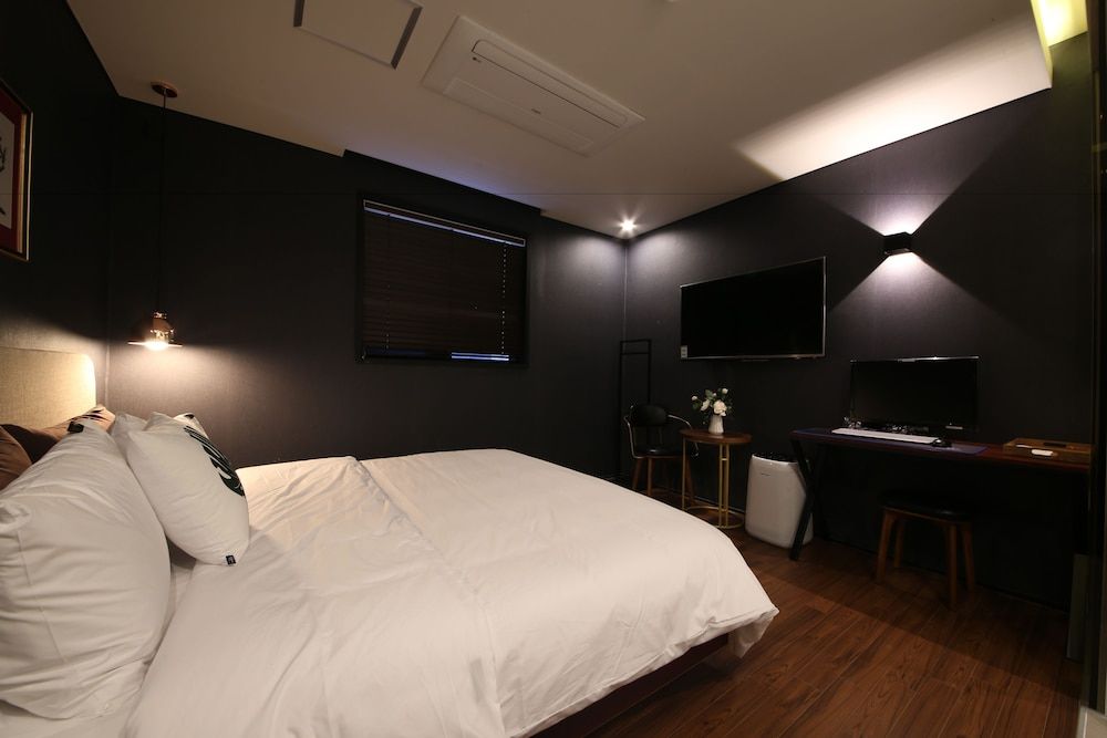 Brown Dot Hotel Yangjeong B. Deluxe Styler Room - Fri/Sat Check-in Time: 8PM 2