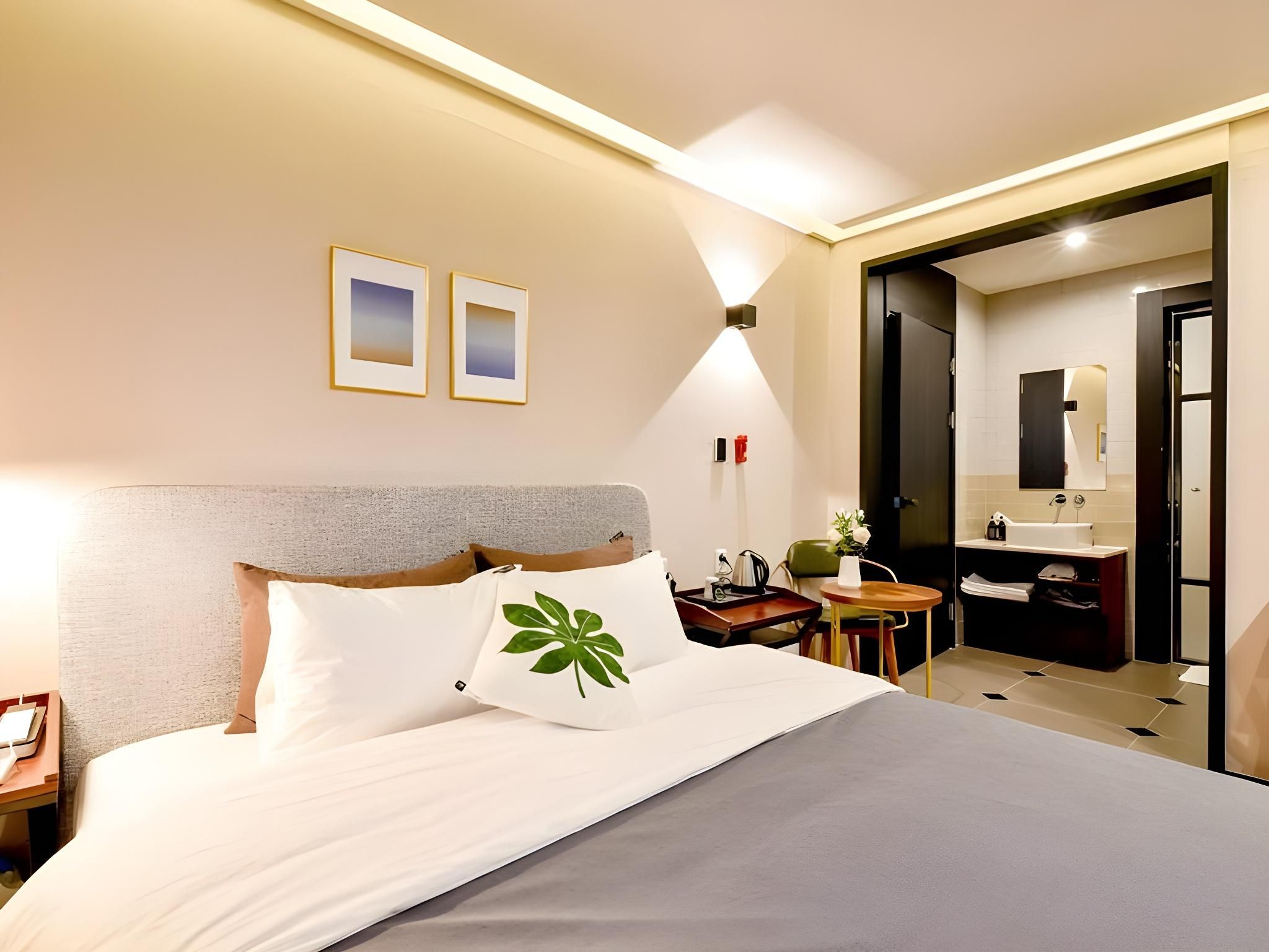 undefined Brown Dot Hotel Yangjeong 5