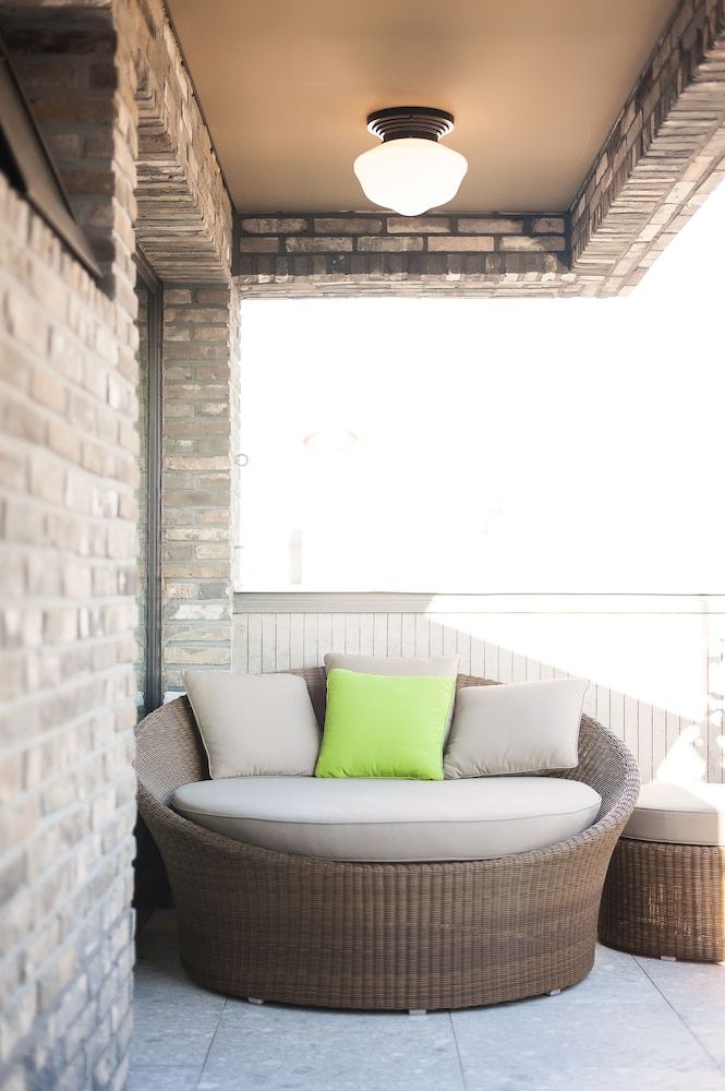 Hotel Museo Suite, Jetted Tub (randomly assign indoor bathtub or not) 5