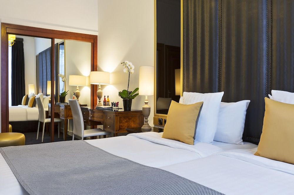 undefined Melia Paris Champs-Elysées 10