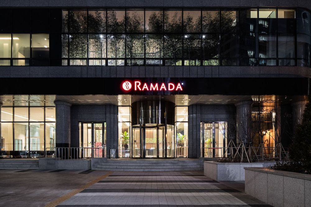 undefined Ramada Seoul Sindorim Hotel 7