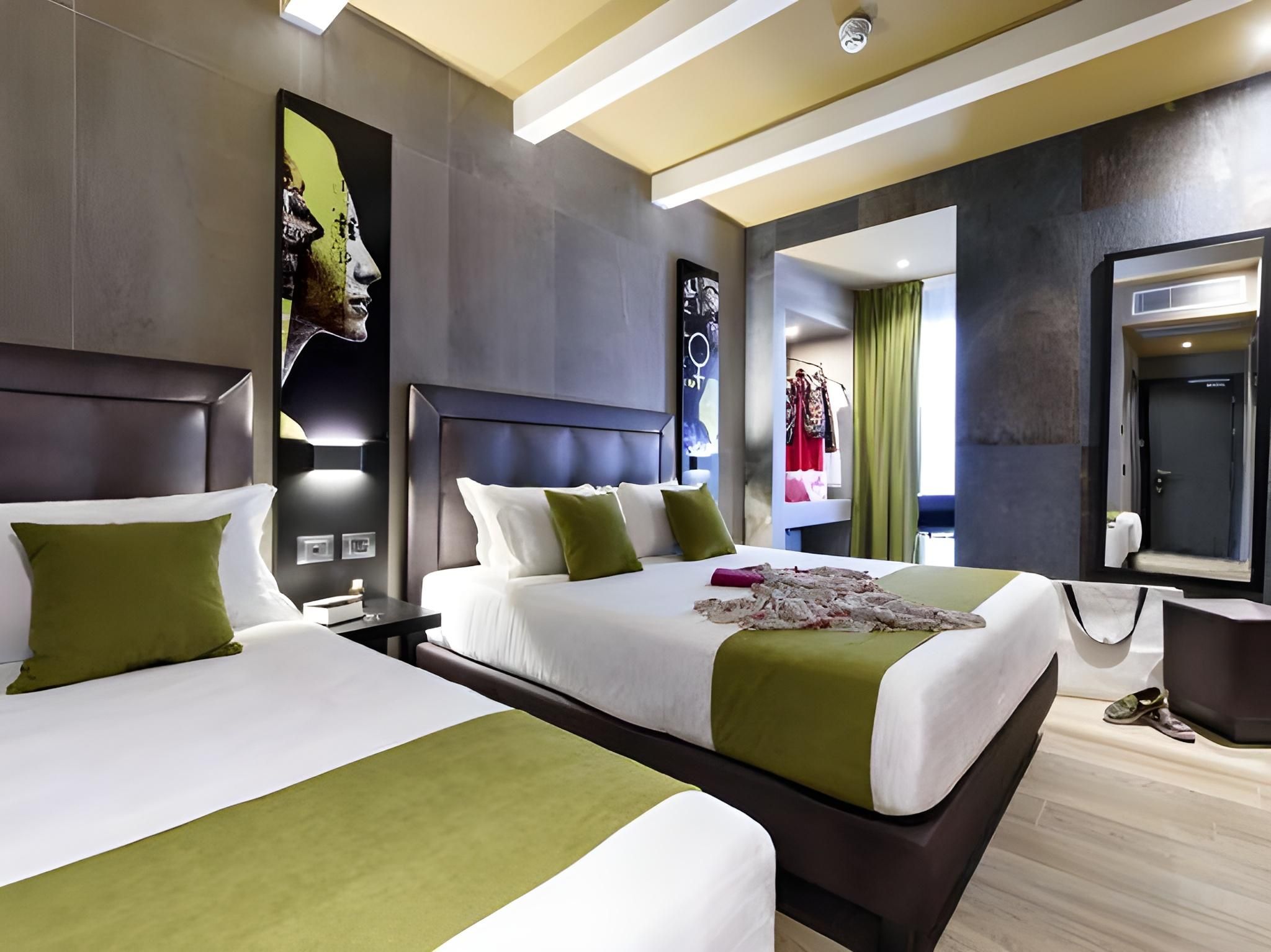 undefined Just Hotel Milano 6