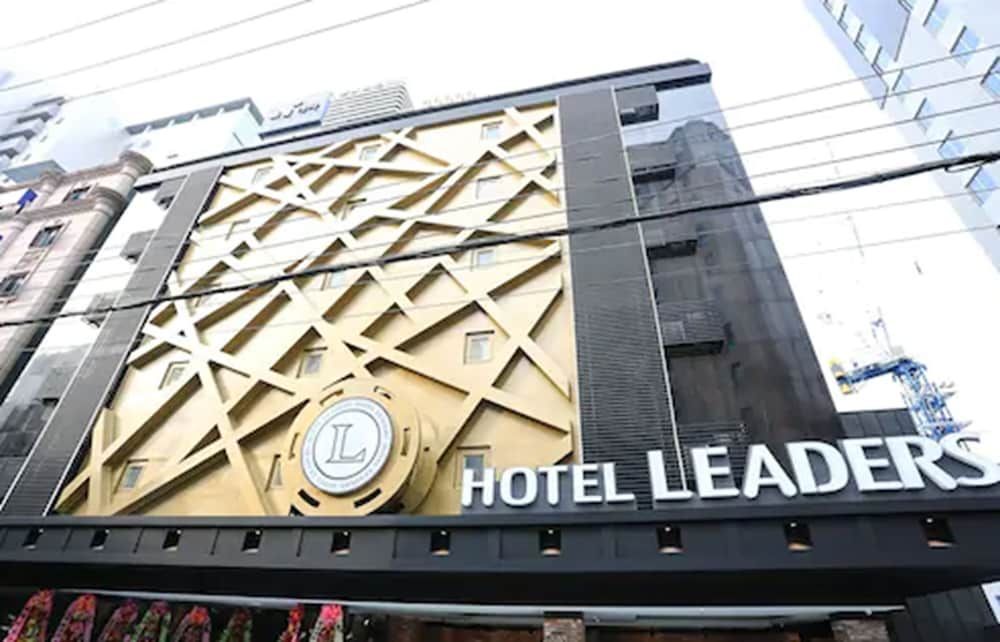 undefined Hotel Leaders 6