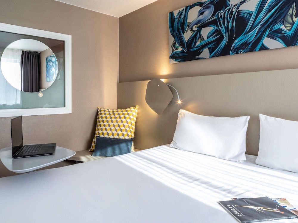 undefined ibis Styles Paris Bercy 9
