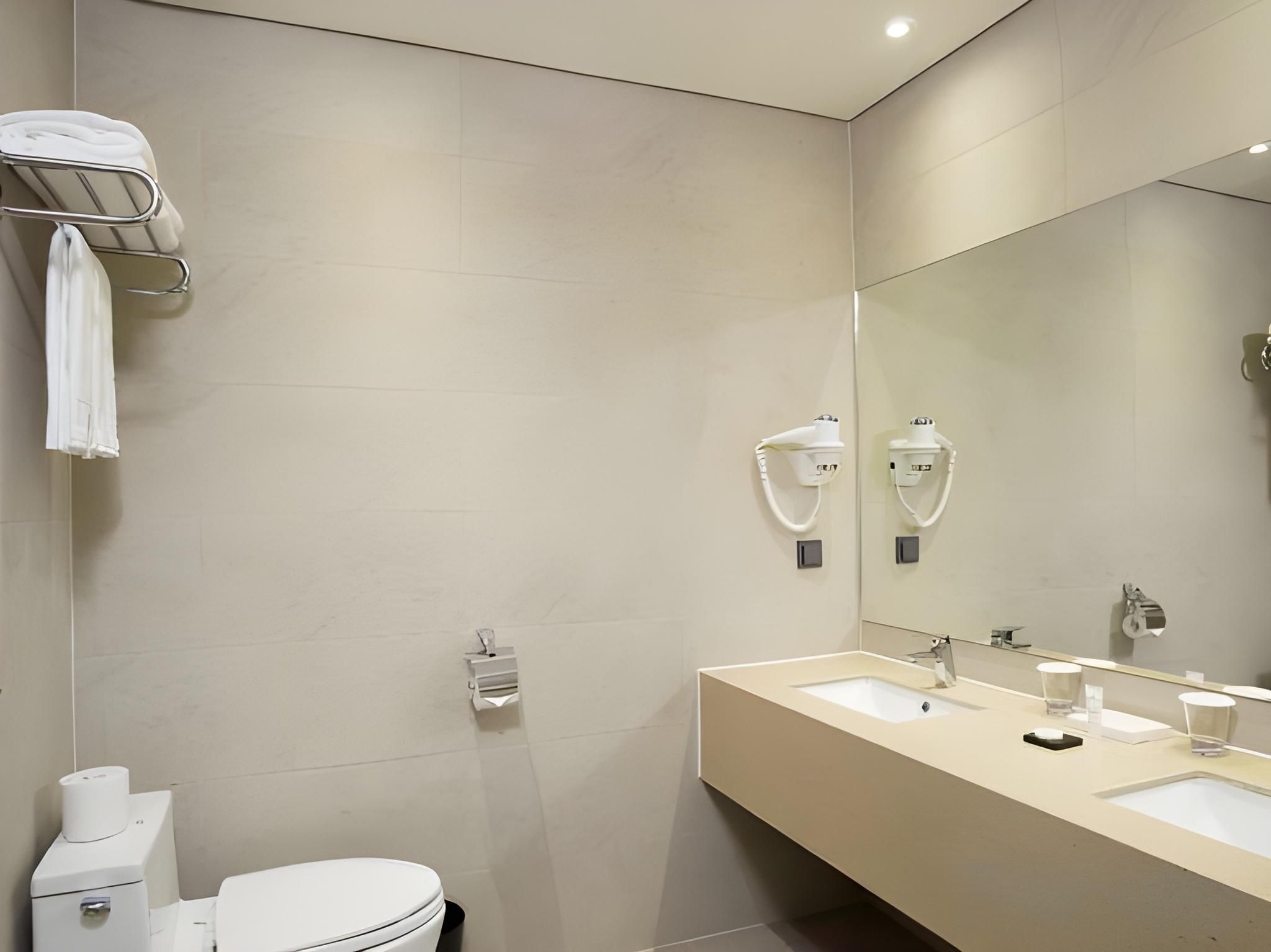 Suite - 2 Mats, Ondol Room (Korean Traditional Room Type), 2 Extra Mats, Side Sea View