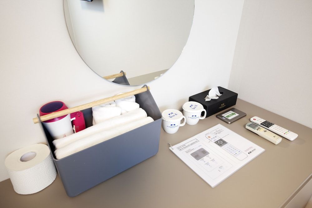 K- Grand Hostel Dongdaemun Standard Double Room 8