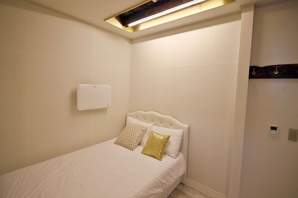 Daemyung Guesthouse Room 303 7