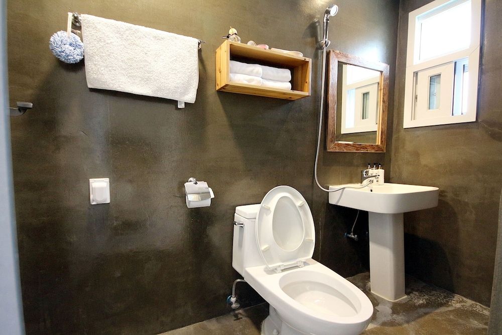 Daemyung Guesthouse Room 203 6