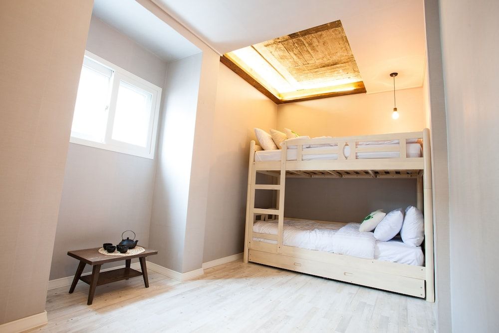 Daemyung Guesthouse Room 203