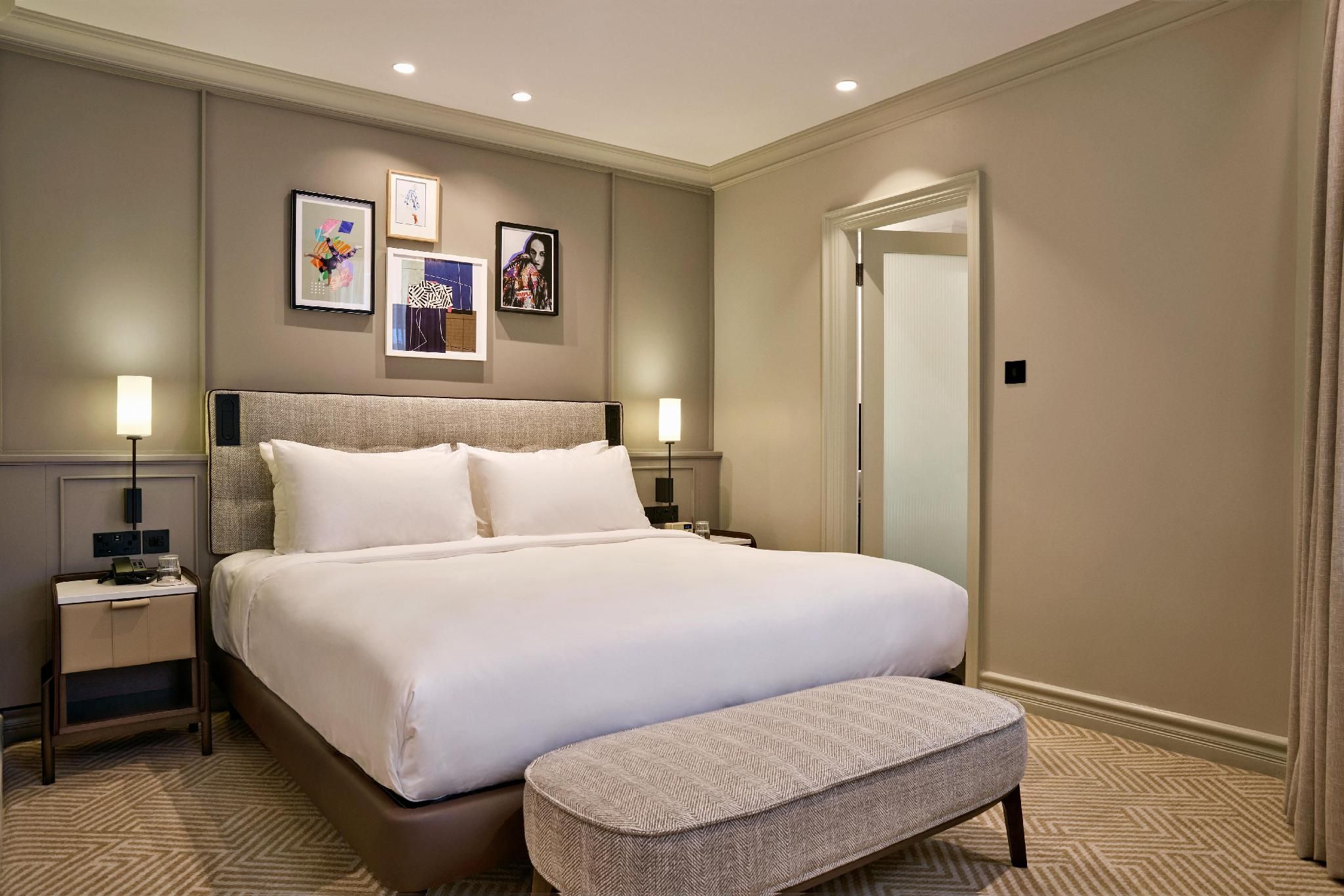 undefined Radisson Blu Hotel, London Bond Street 9