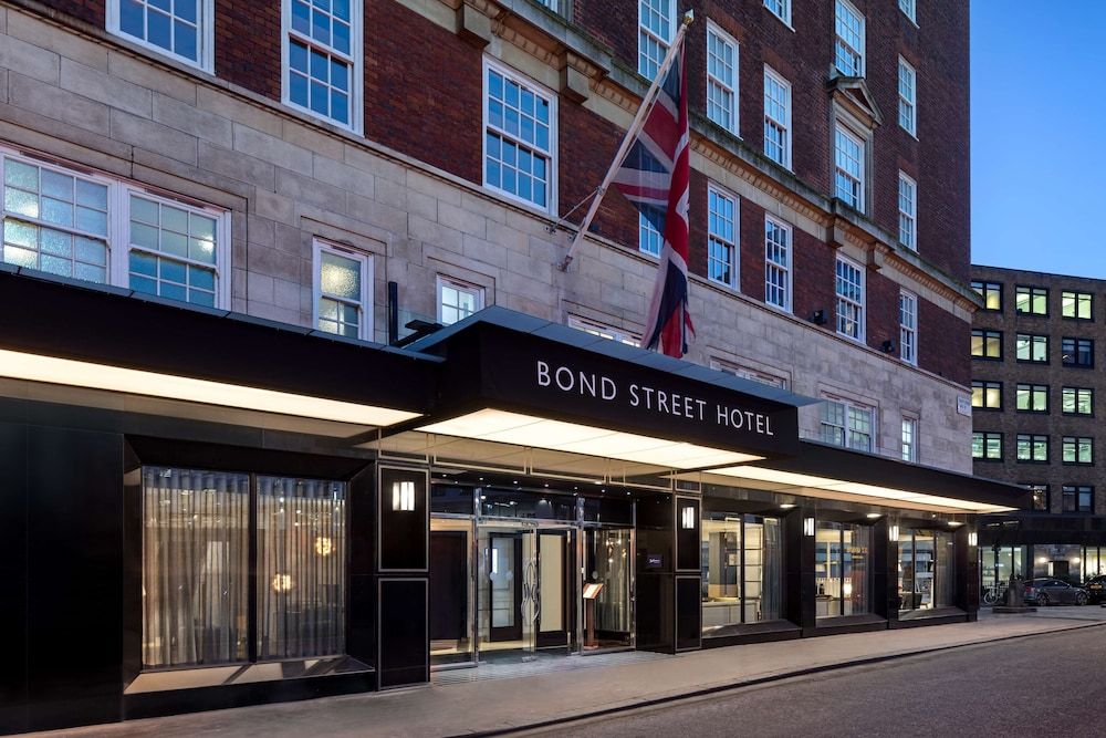 undefined Radisson Blu Hotel, London Bond Street 3