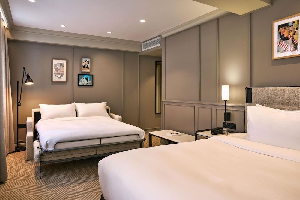 undefined Radisson Blu Hotel, London Bond Street 9