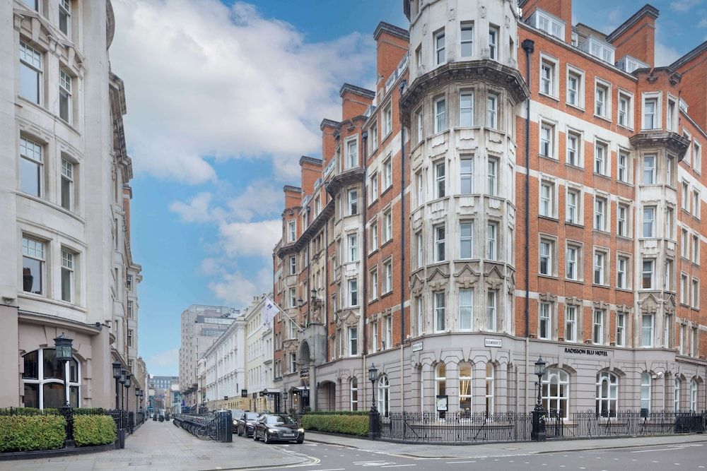 undefined Radisson Blu Hotel, London Tottenham Court Road 3