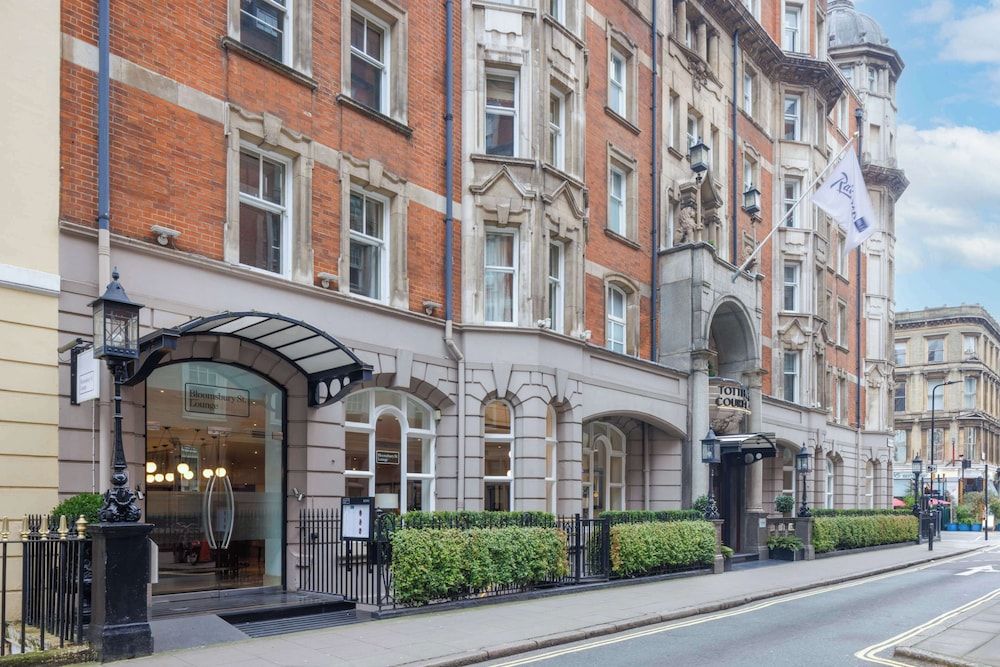 undefined Radisson Blu Hotel, London Tottenham Court Road 2