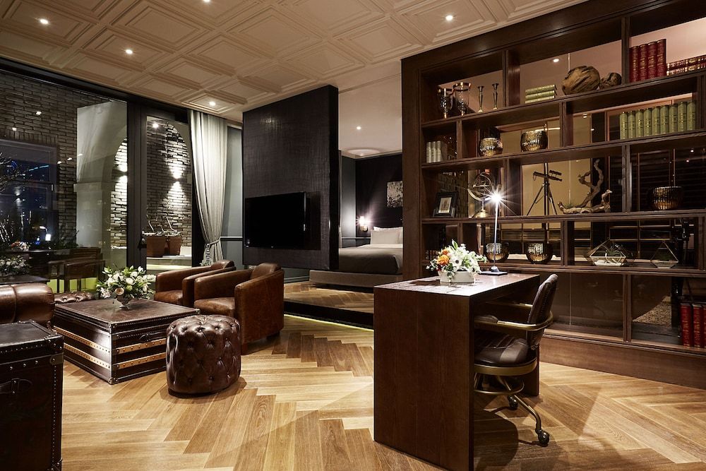 undefined 9 Brick Hotel 5