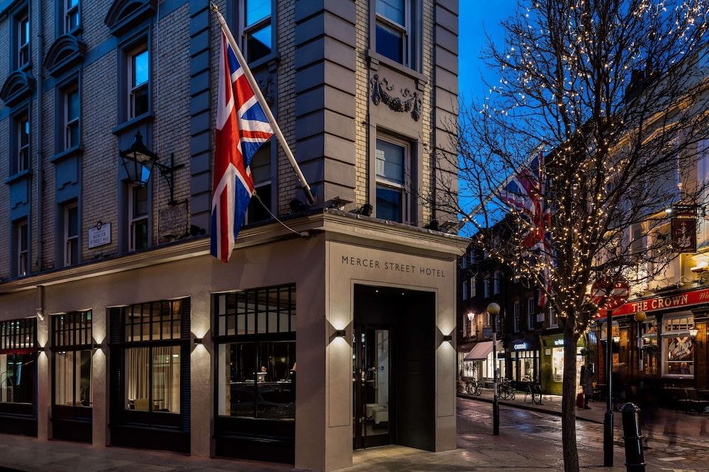 undefined Radisson Blu Hotel, London Mercer Street 8