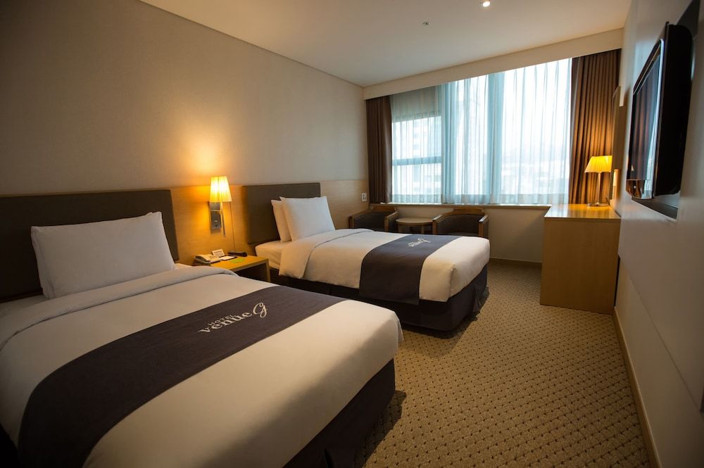 Hotel Venue G Superior Twin Room 7