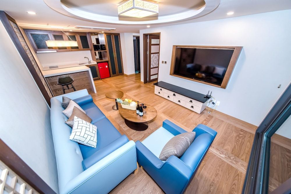 Jeju Marevo Beach Hotel Family Suite Twin, Side Ocean View 10