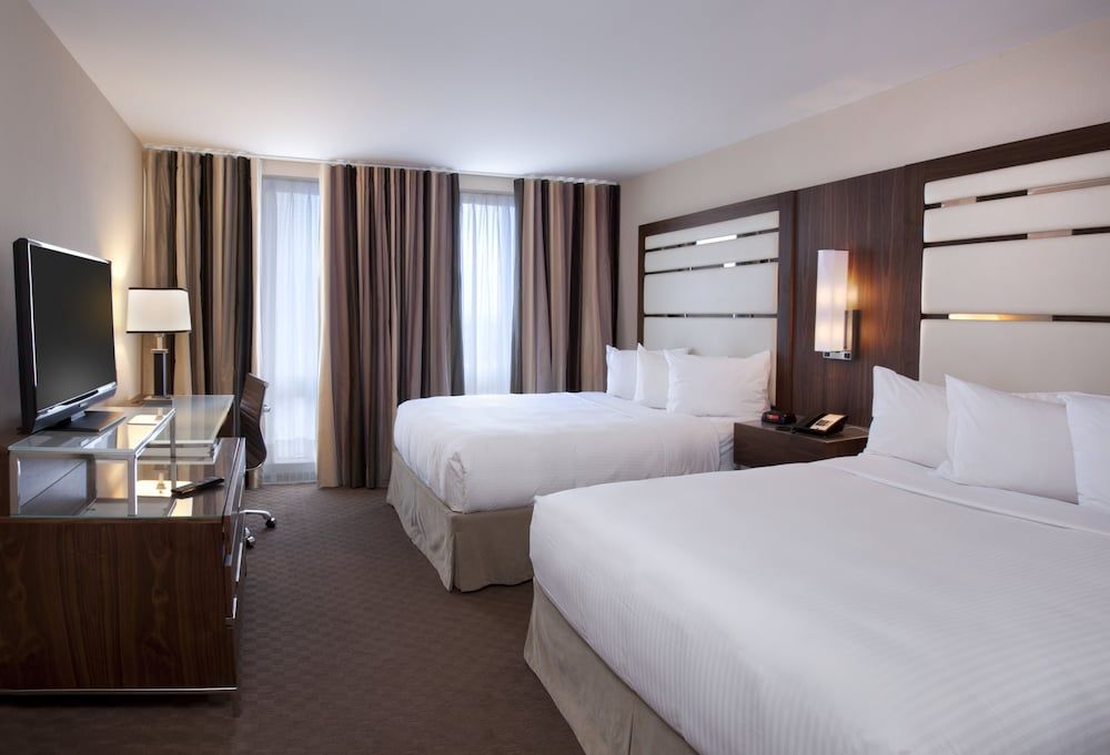 undefined Hotel Le Cantlie Suites