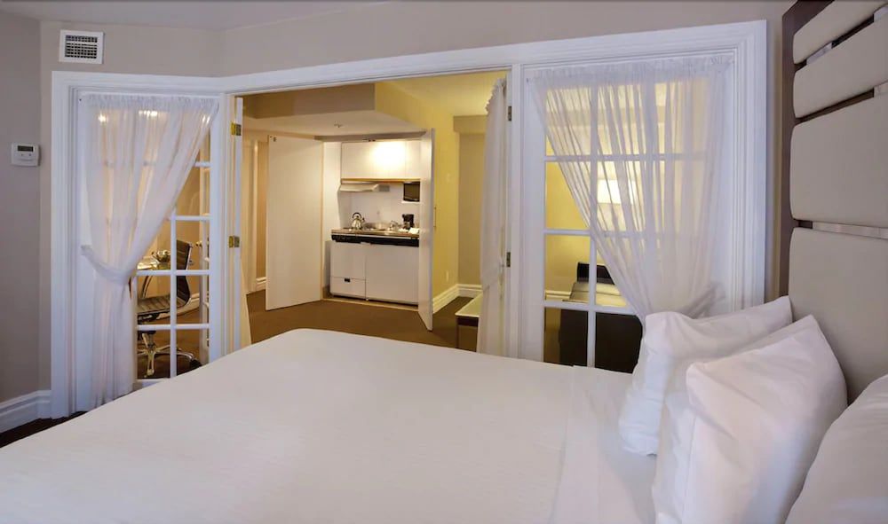 undefined Hotel Le Cantlie Suites 7
