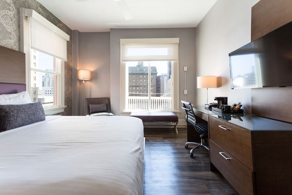 Standard Room, 1 King Bed, Non Smoking