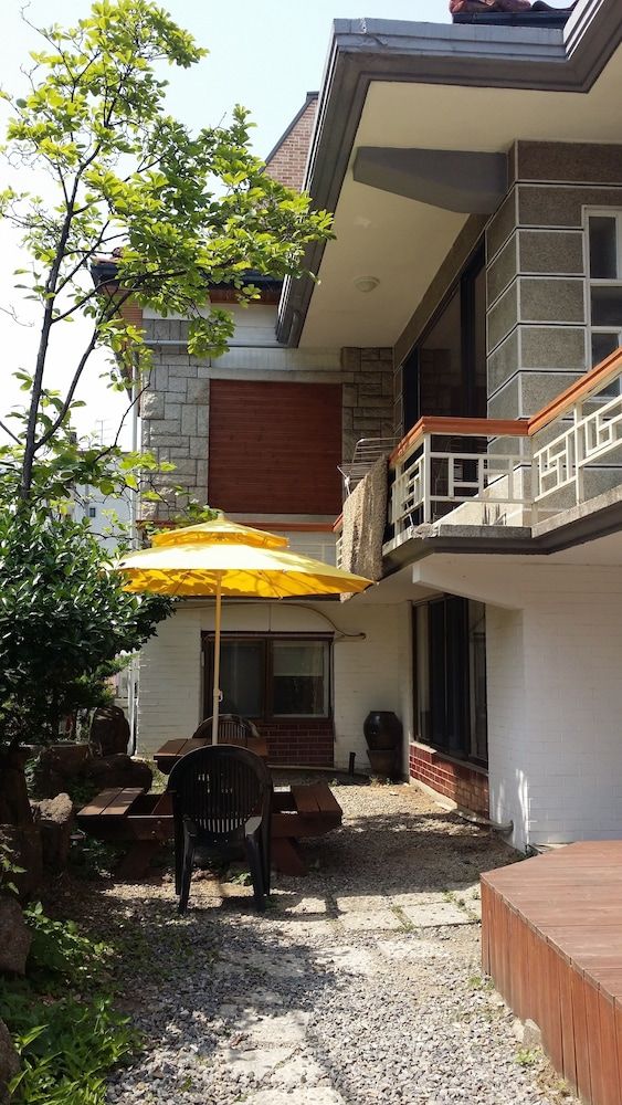 undefined Birdsnest Hostel Hongdae 7