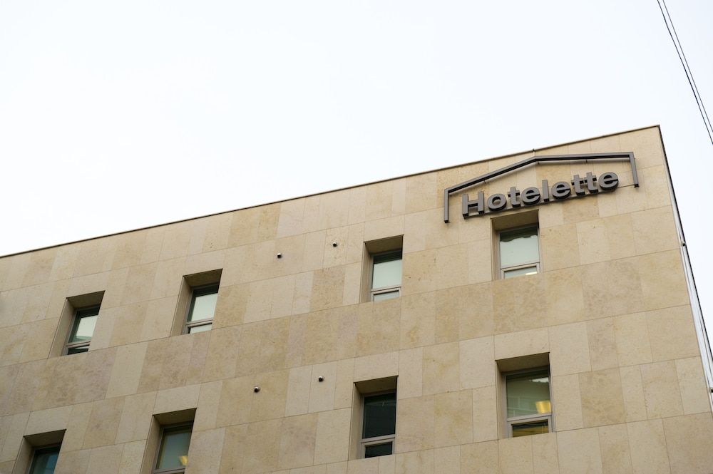 undefined Hotelette 7