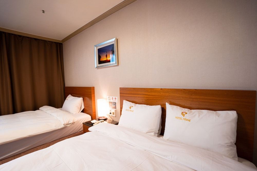 Hotel Prime Changwon Deluxe Twin Room (Breakfast for 2, Free Netflix+Youtube)