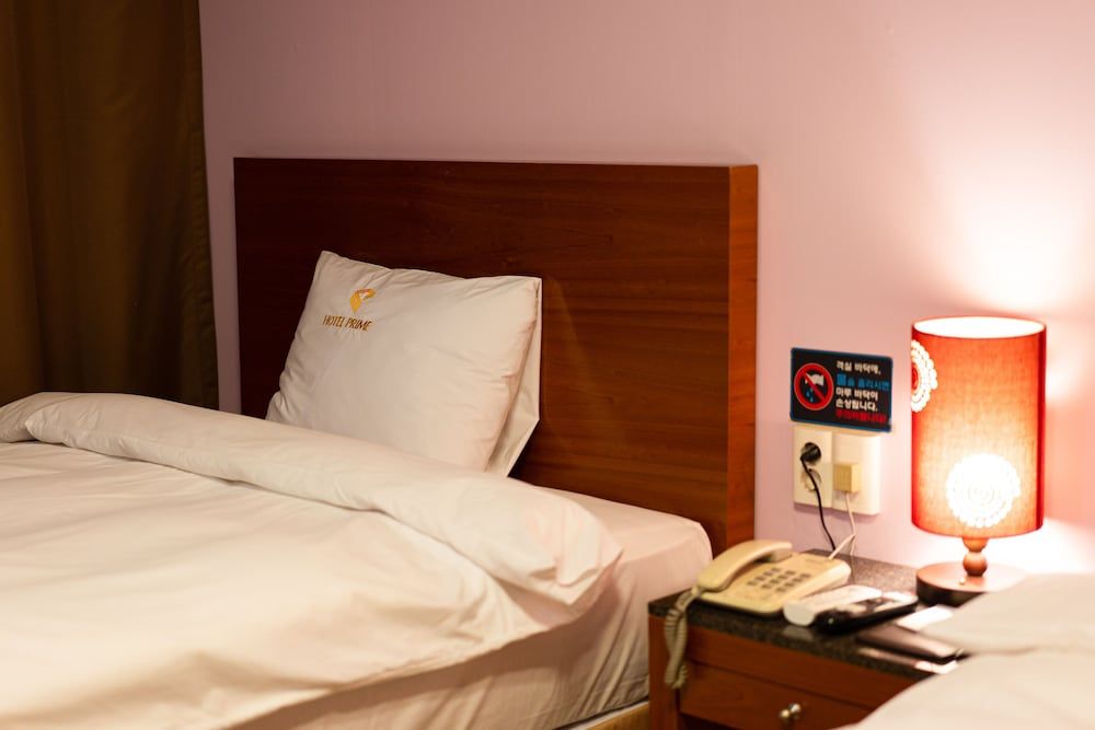 Hotel Prime Changwon Standard Room (Breakfast for 2, Free Netflix+Youtube) 7