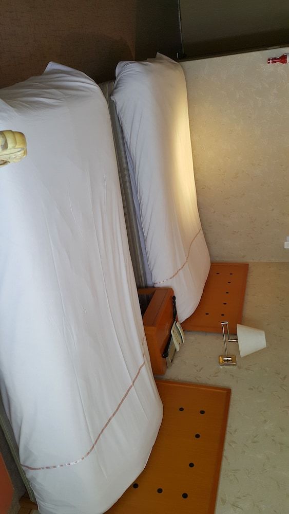 undefined Royal Hotel Jeju 6