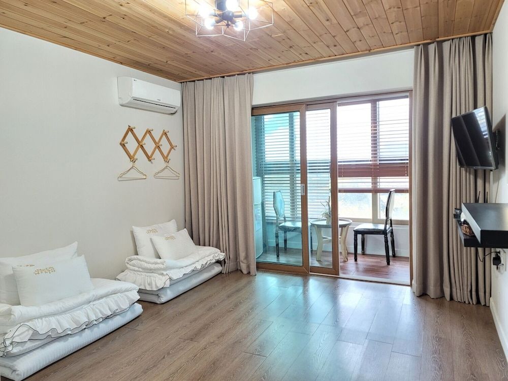 undefined Starlightdrops Pension