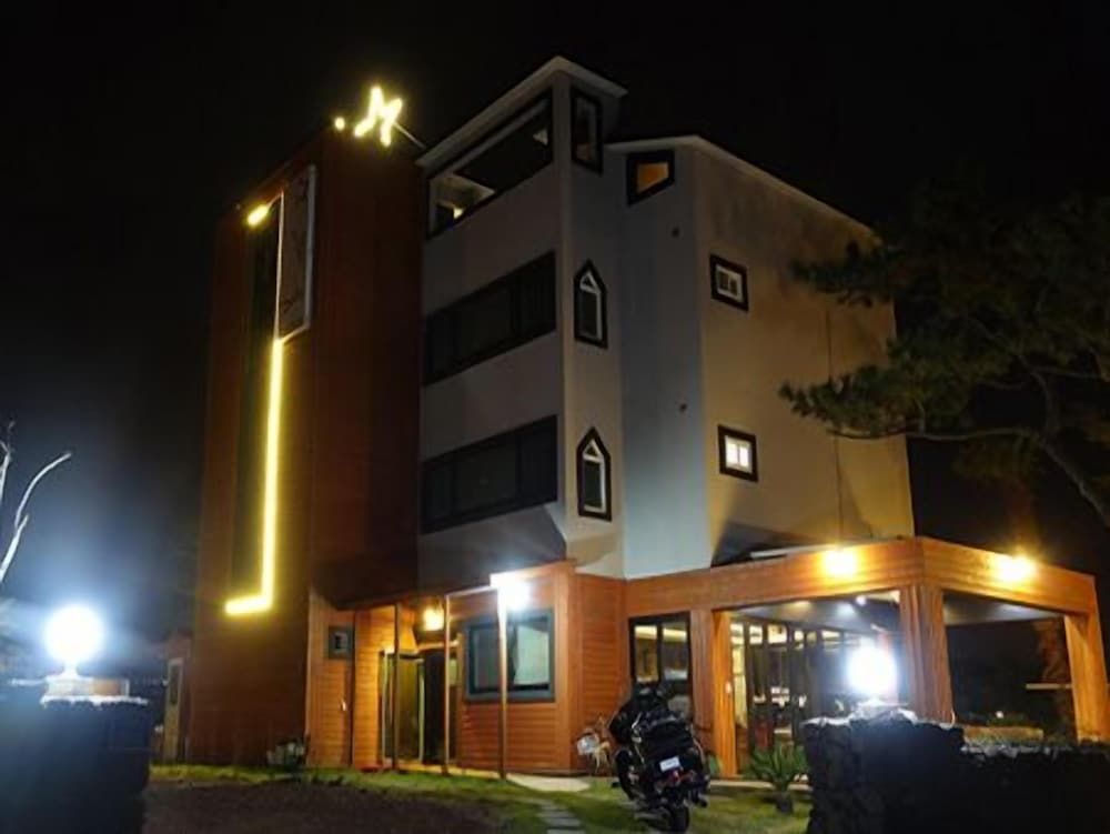 undefined Starlightdrops Pension 4