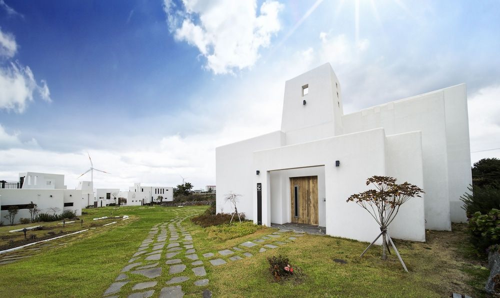 undefined Libentia Hotel & Pool Villa 6