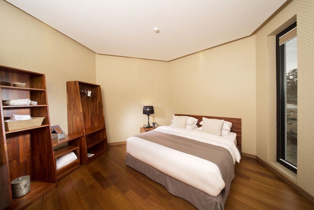 undefined Libentia Hotel & Pool Villa 8