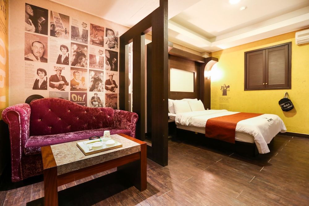 undefined Hotel Highland