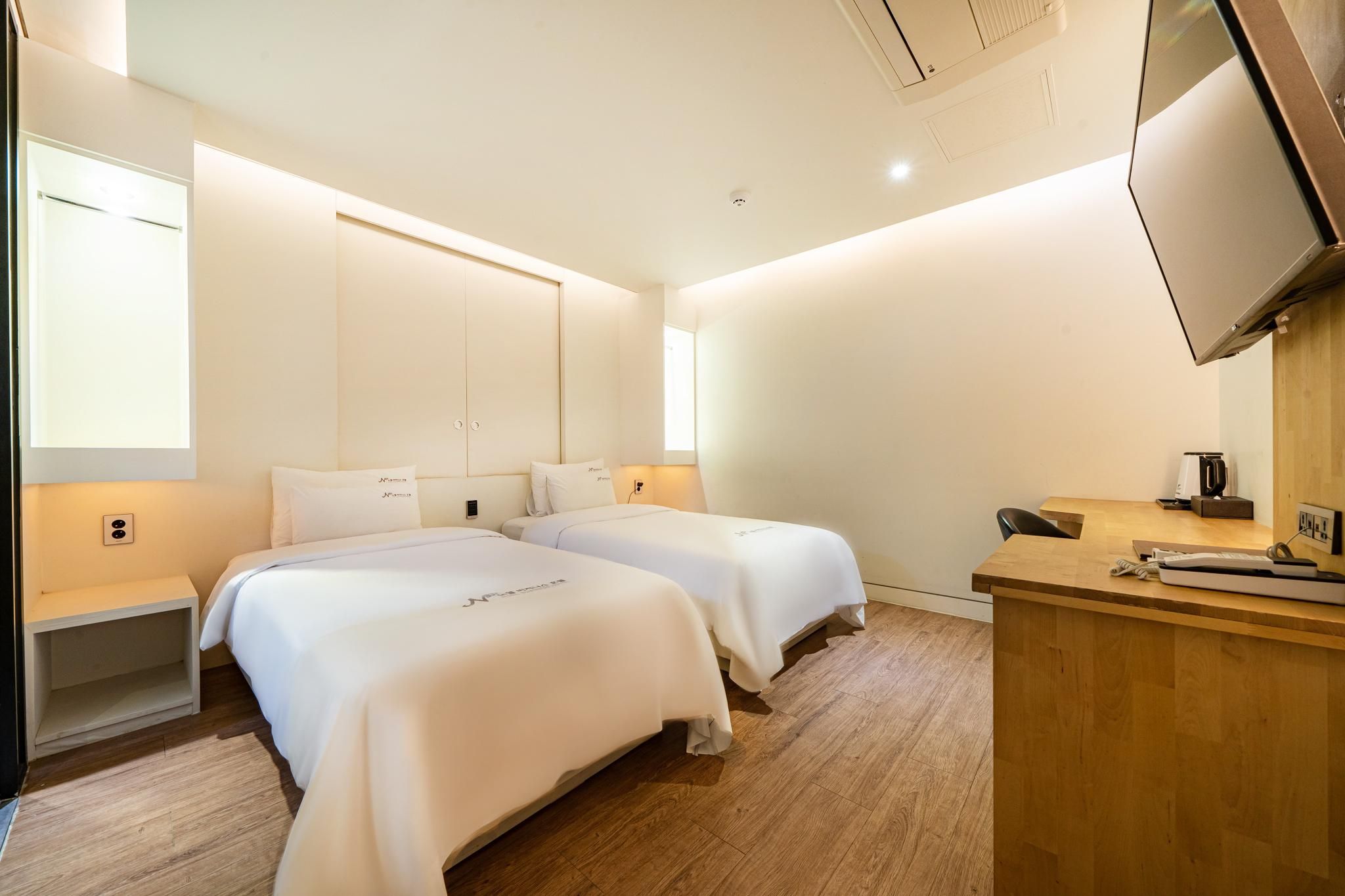undefined Noel Business Hotel 8
