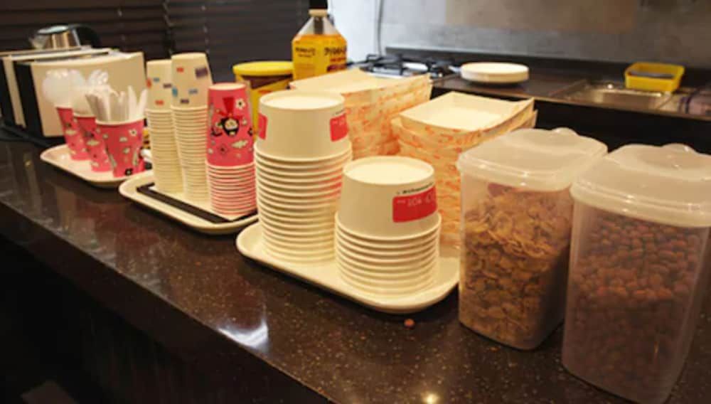 undefined Voll Hotel 4