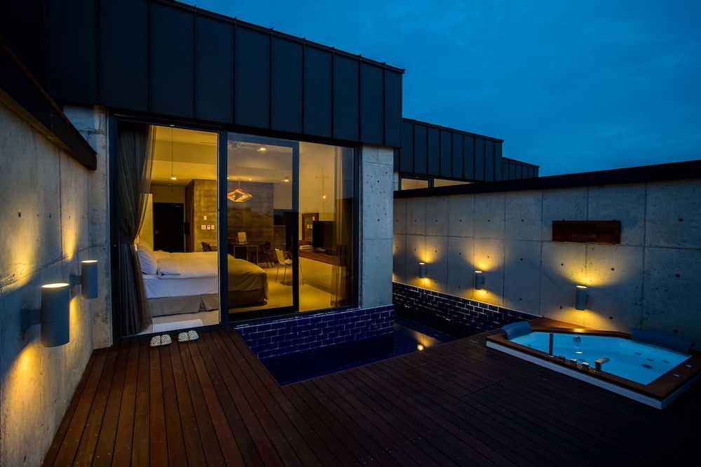 undefined Maison de Jeju Pool Villa 10