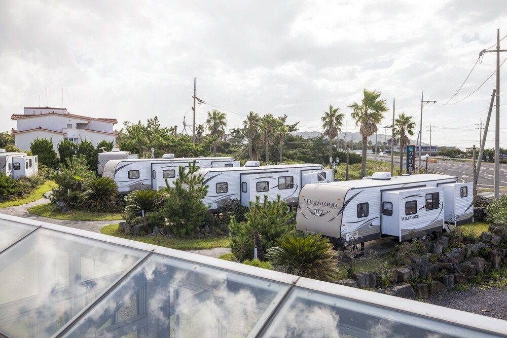 undefined Mei the Caravan 4