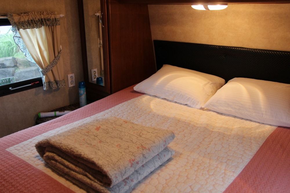 Mei the Caravan Deluxe Room 4