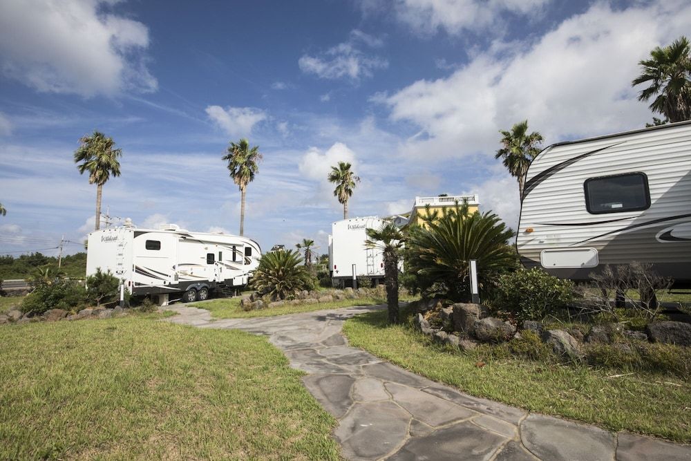 undefined Mei the Caravan 5