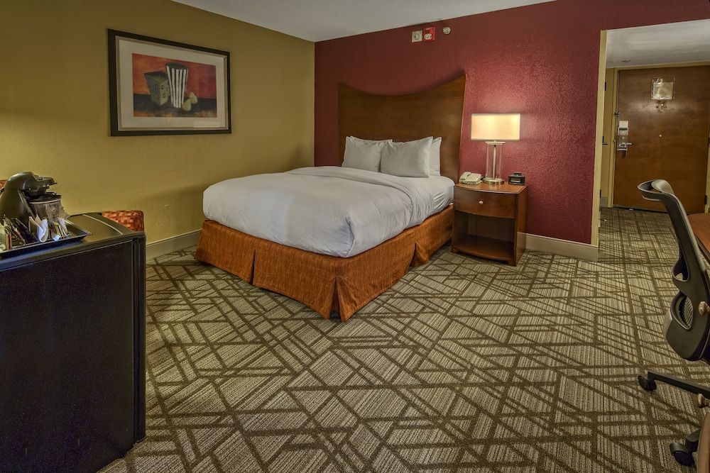 Junior Suite, 1 King Bed, Non Smoking